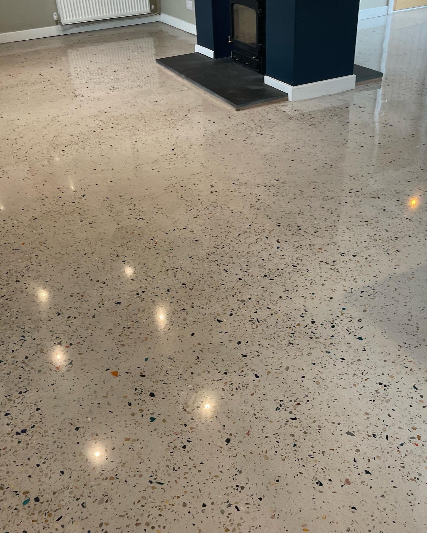 Concrete overlay on new build extension floor